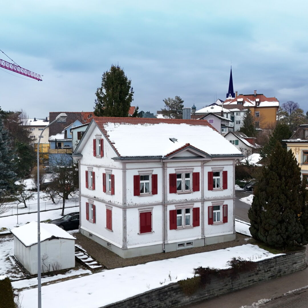 Wittenbach - Zweifamilienhaus mit Ausbau- und Erweiterungspotenzial